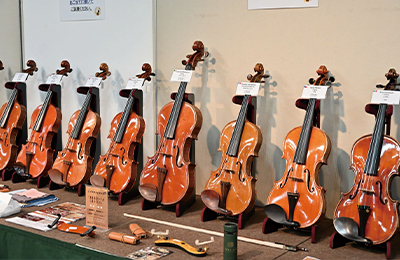 弦楽器展示ブース