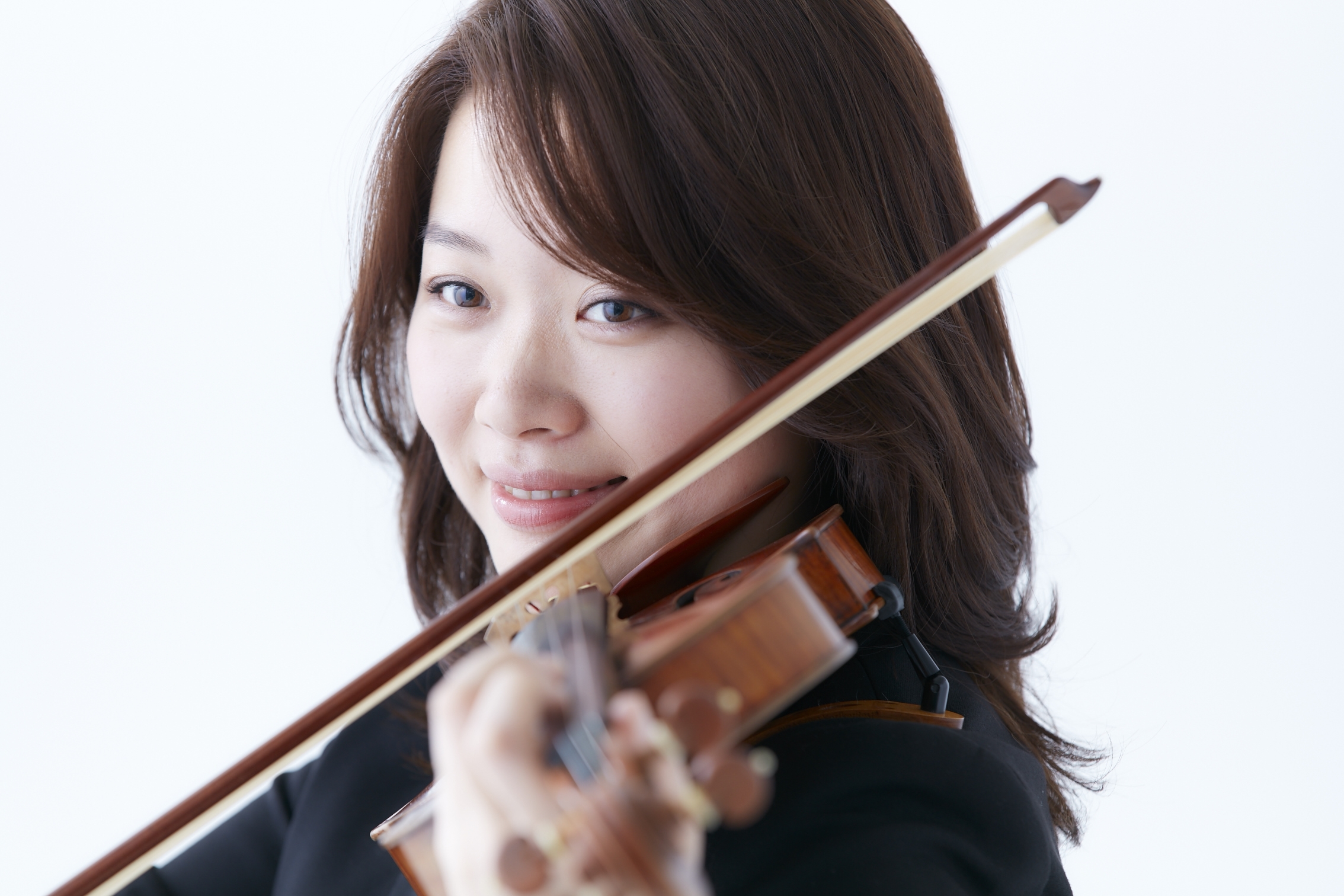 吉岡麻貴子 ヴァイオリン(東京都交響楽団 第1ヴァイオリン副首席奏者)