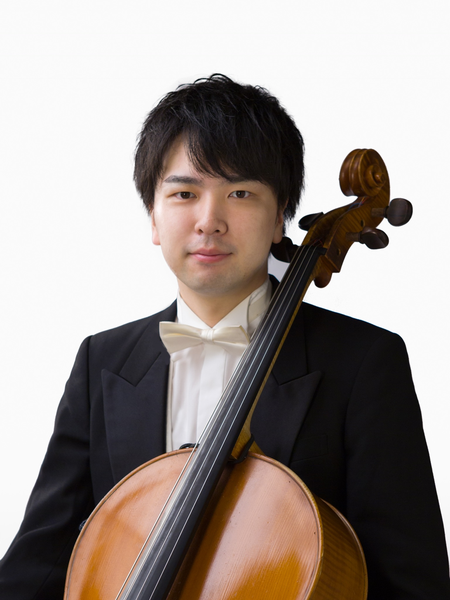 山本直輝 チェロ(九州交響楽団 チェロ首席奏者)