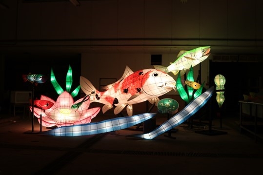 「第8回古賀市コレクション展Ⅱ三上真輝とランタンの世界」パネル展