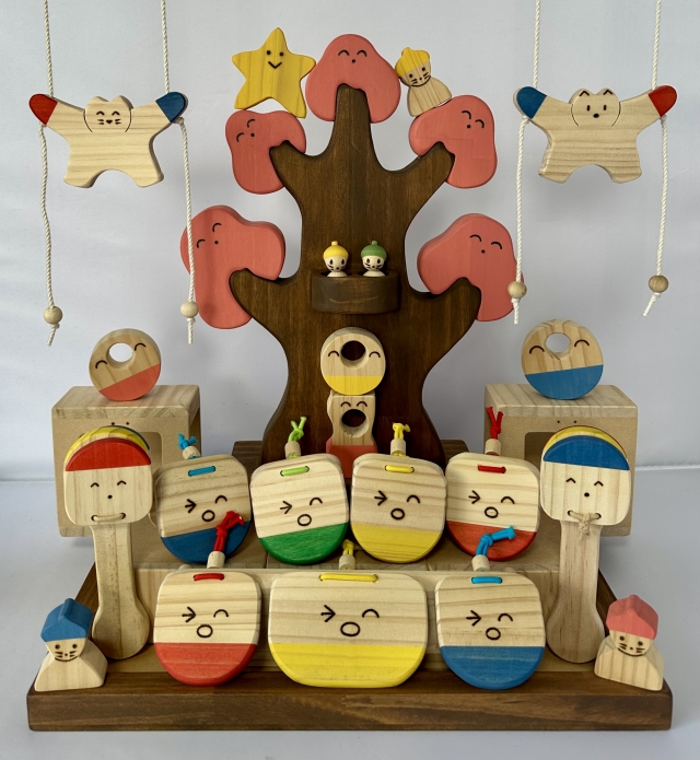 カスタくんと木の玩具展