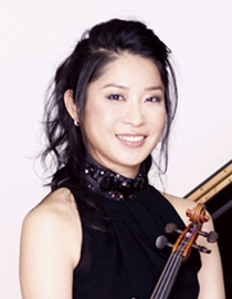 川久保　賜紀　Tamaki Kawakubo (Violin)